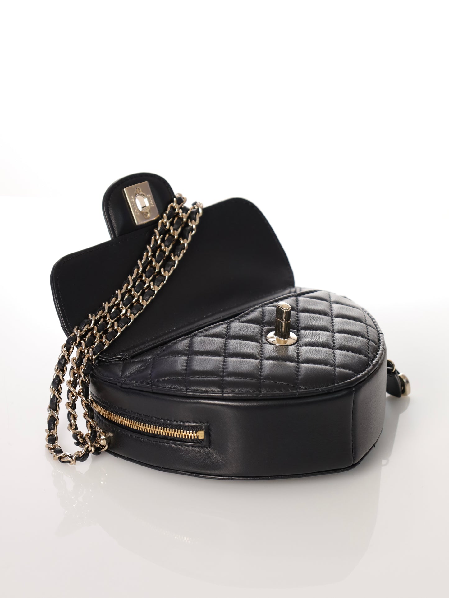 CHANEL Timeless Heart Bag Mittelgroß Herz Tasche