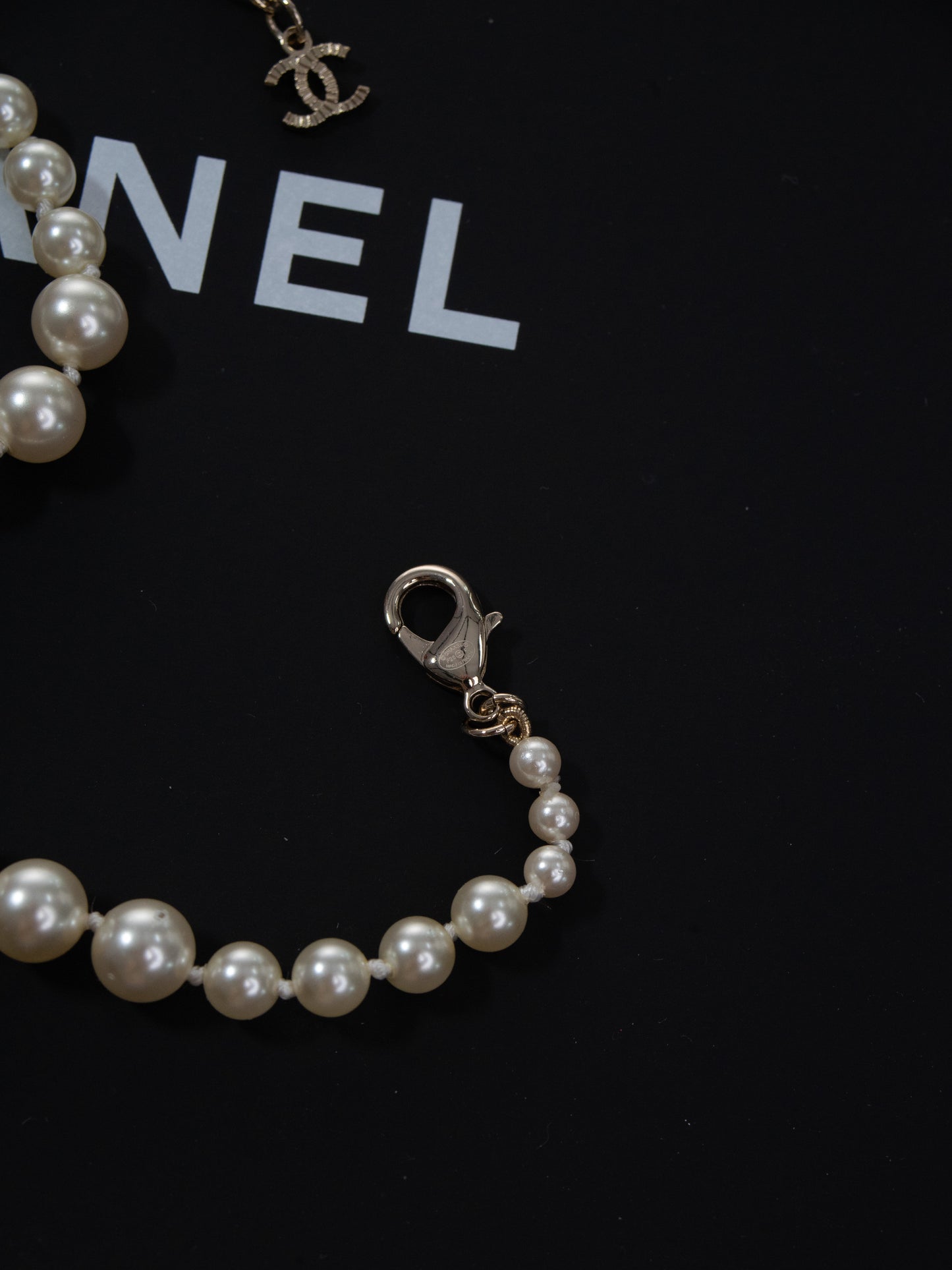 CHANEL Perlenkette CC Halskette Strass Collier Stern Blume Flacon