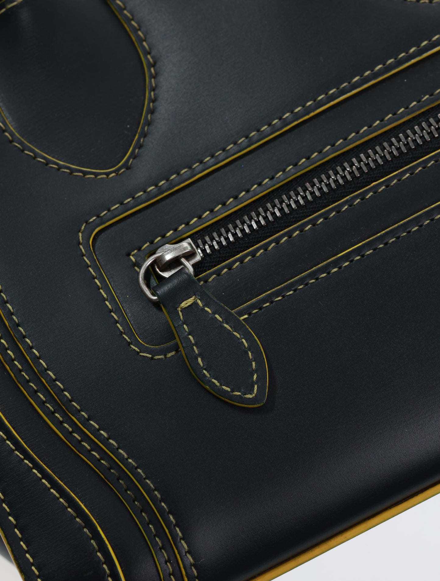 CELINE Phantom Luggage Bag Leder
