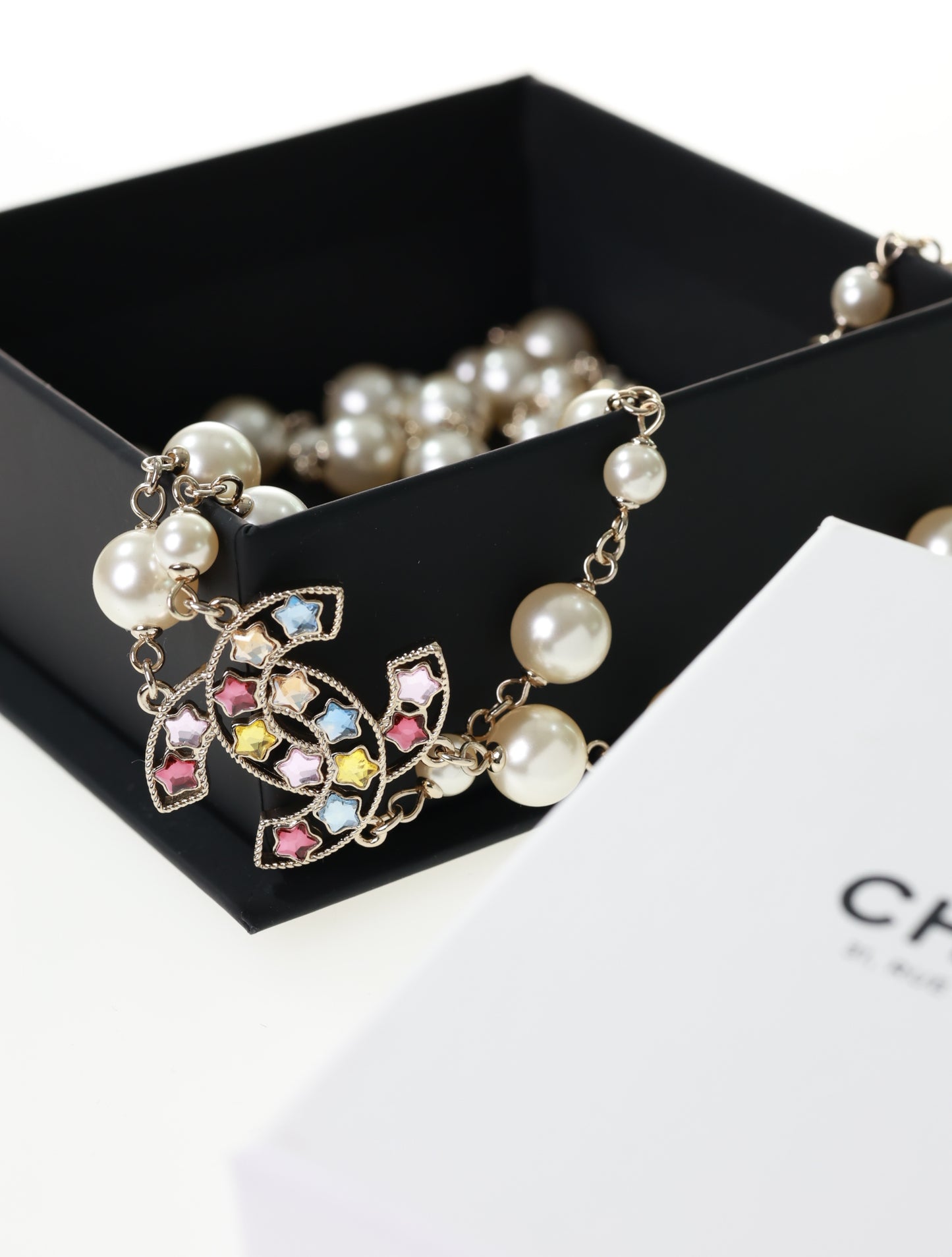 Collana CHANEL catena CC collana perle strass