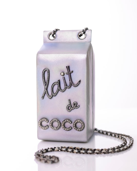 CHANEL Lait de Coco Milch Carton Bag Silver