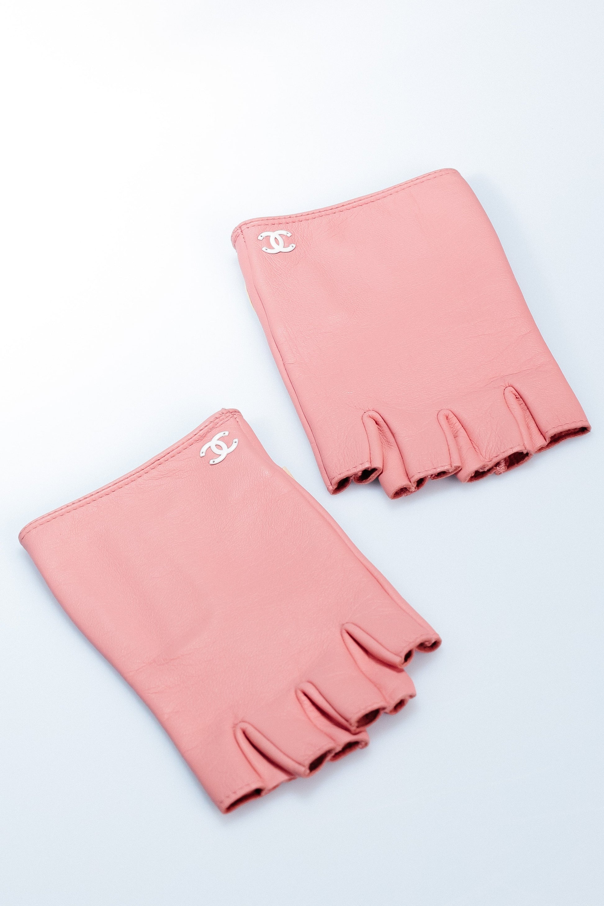 CHANEL Lederhandschuhe CHA NEL Gloves Gr. 7,5 fingerlos