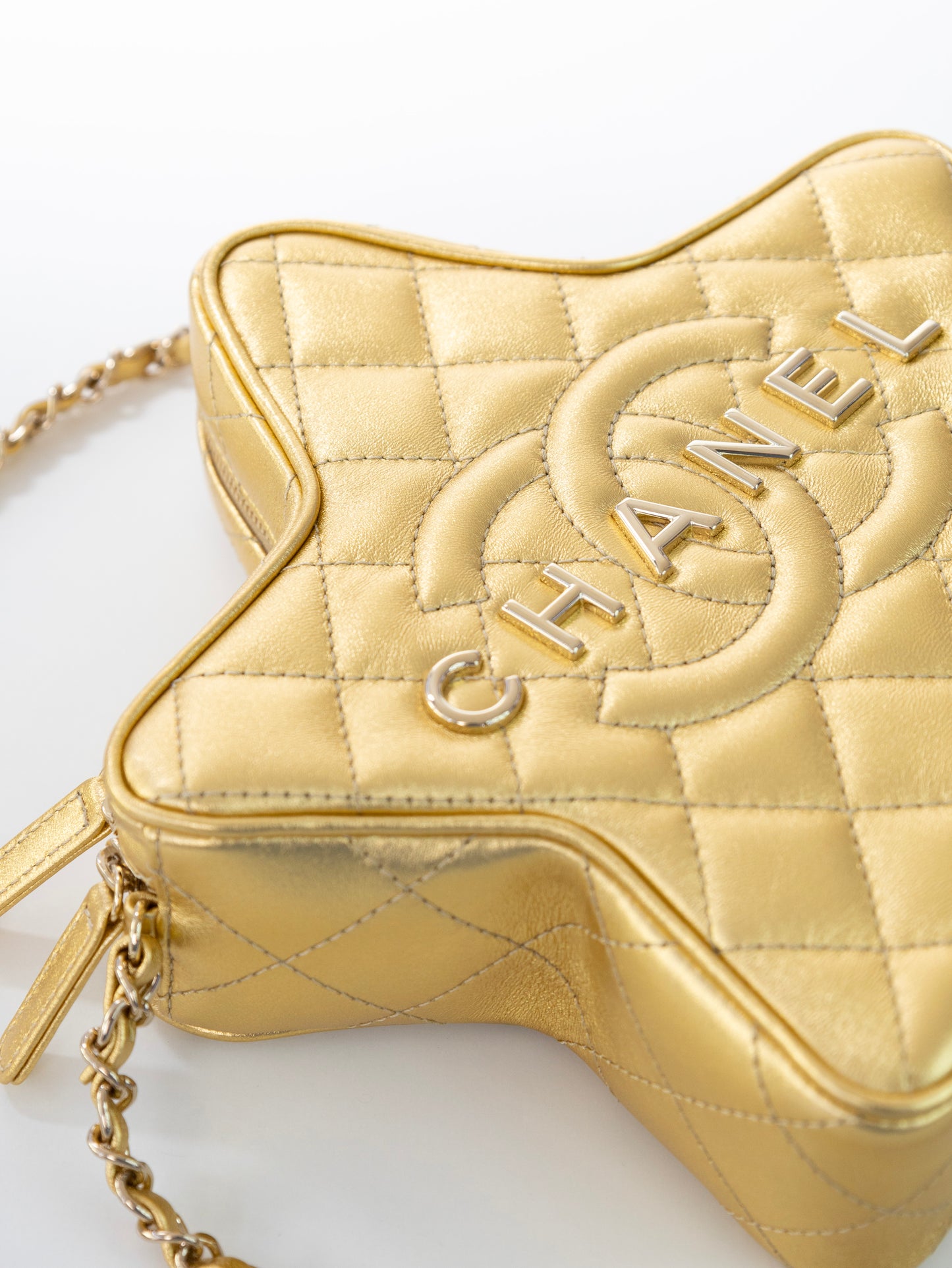 CHANEL Star Handbag Stern Tasche Gold Timeless