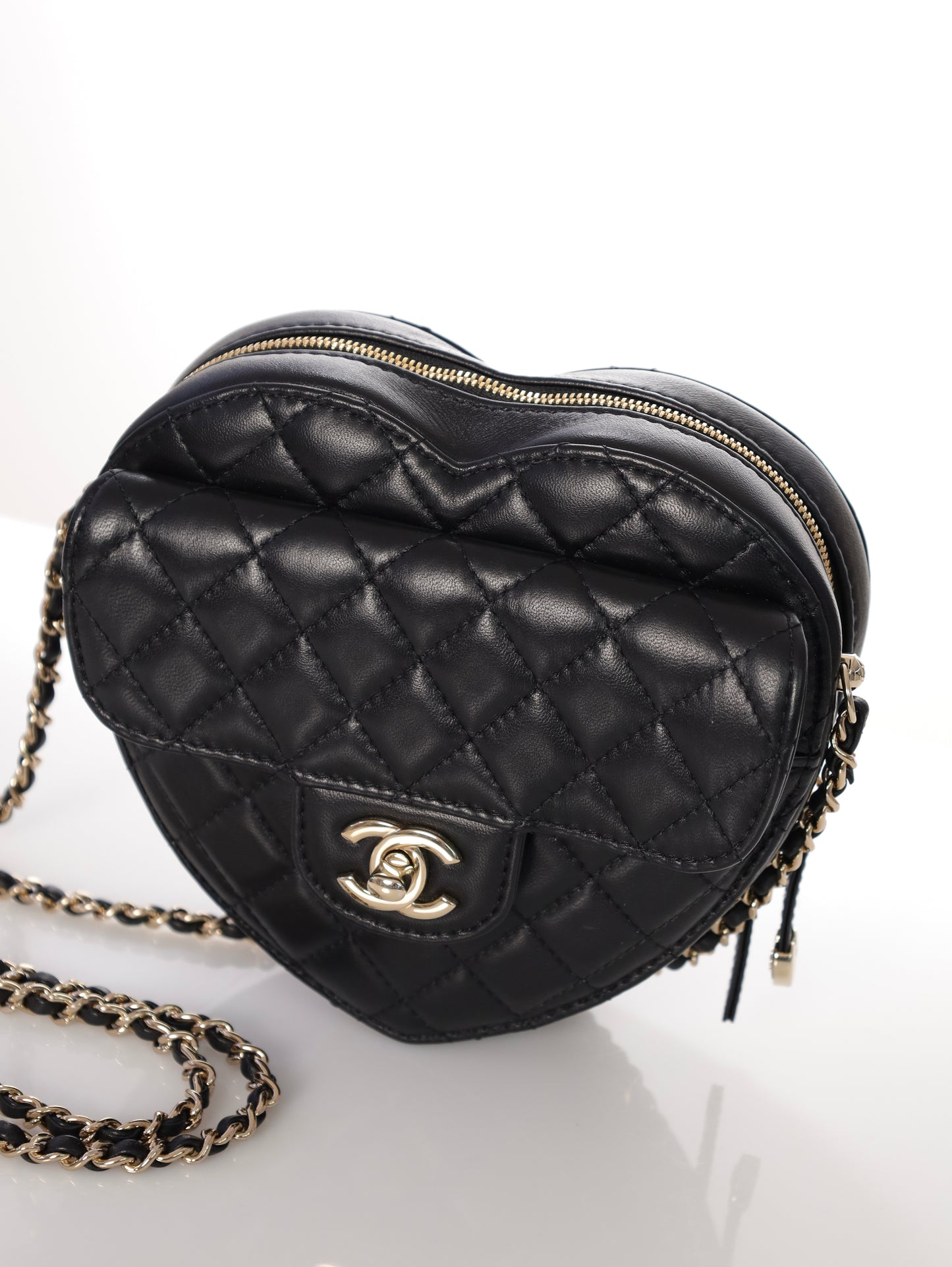 CHANEL Timeless Heart Bag Mittelgroß Herz Tasche
