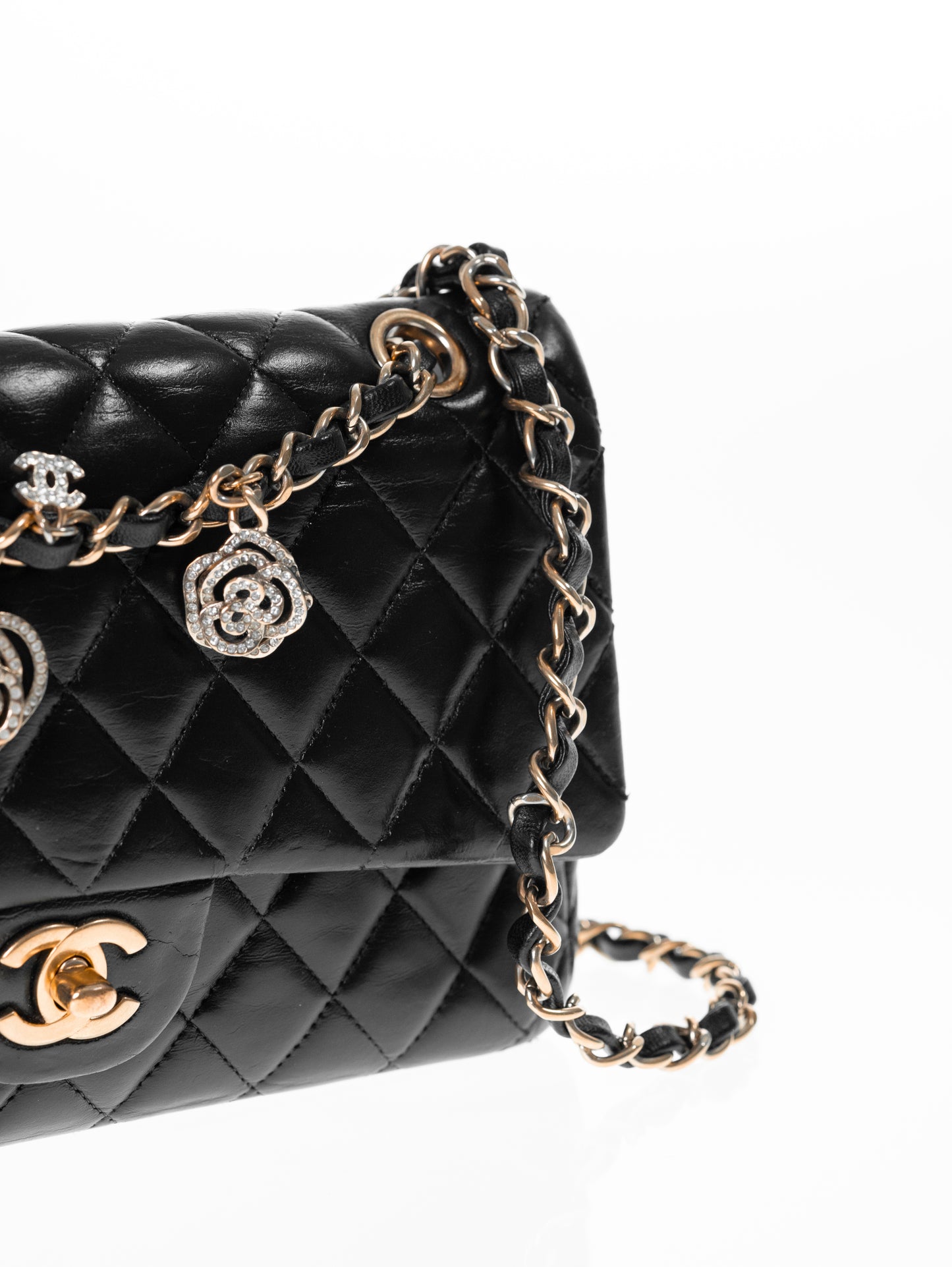 Borsa con patta rosa Timeless media CHANEL in agnello