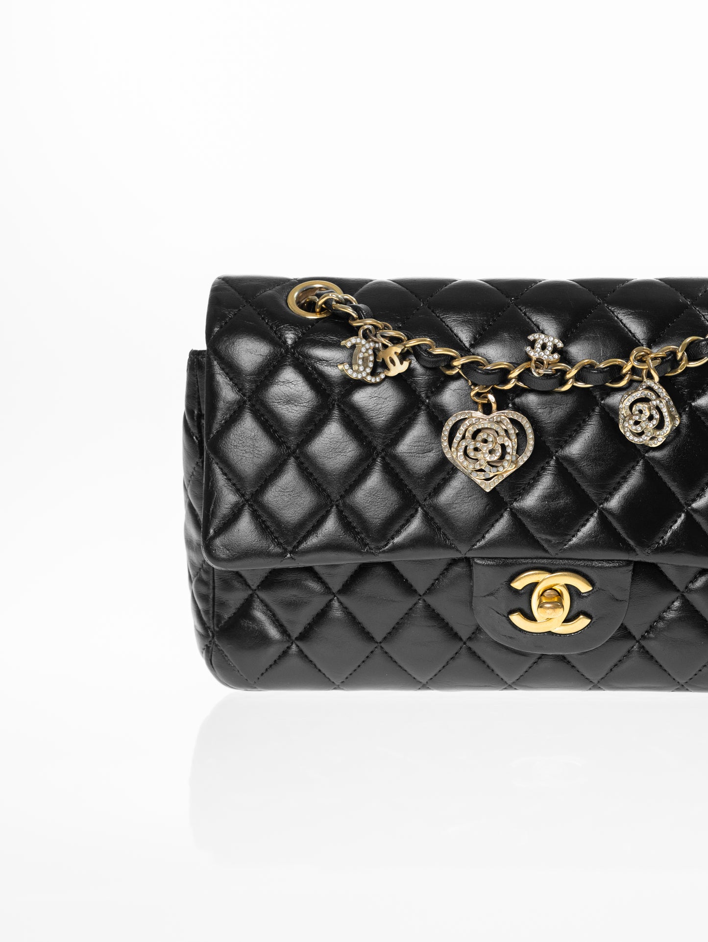 Borsa con patta rosa Timeless media CHANEL in agnello