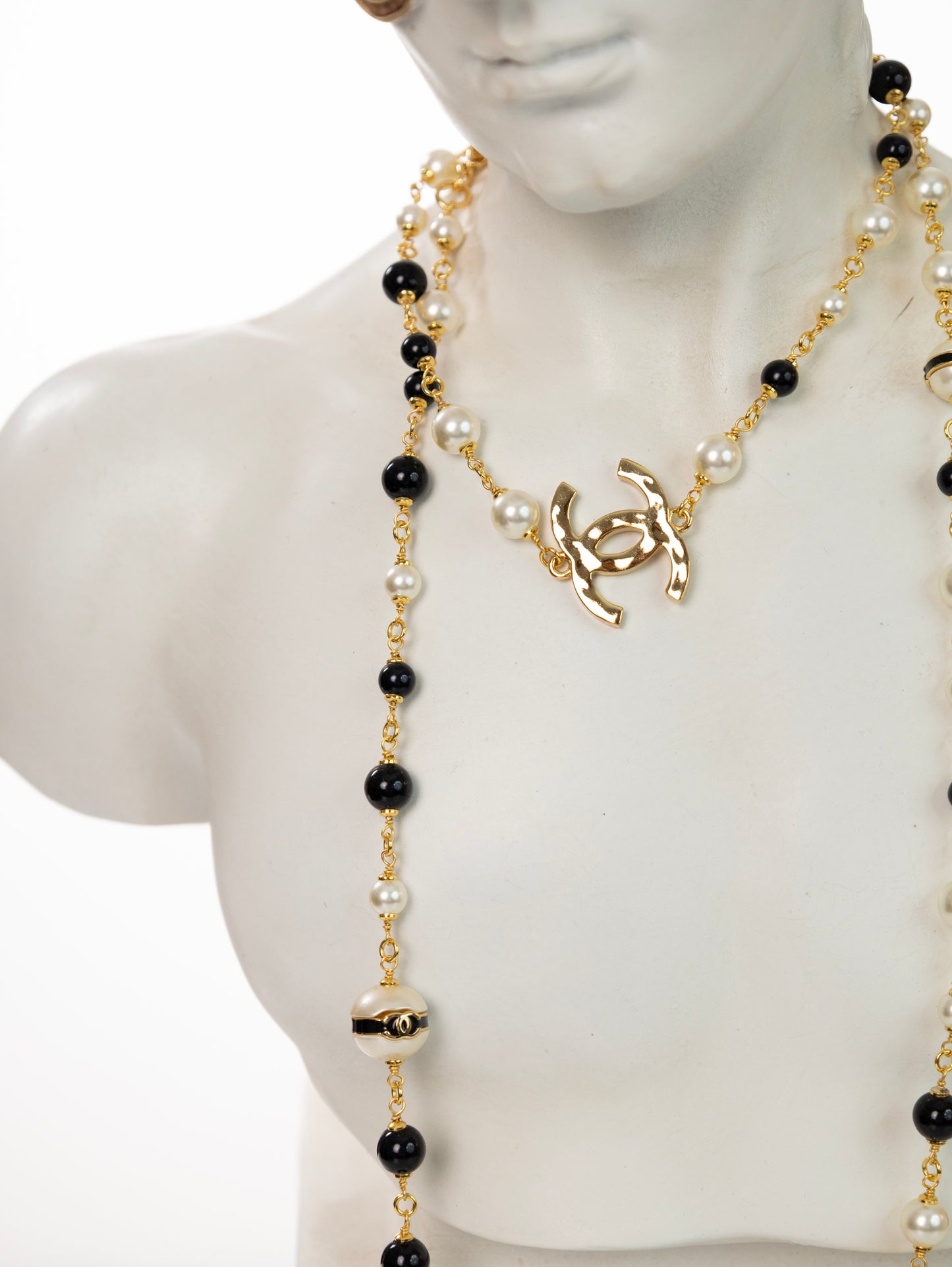 CHANEL lange Halskette Kette CC Perlen Strass Perlenkette