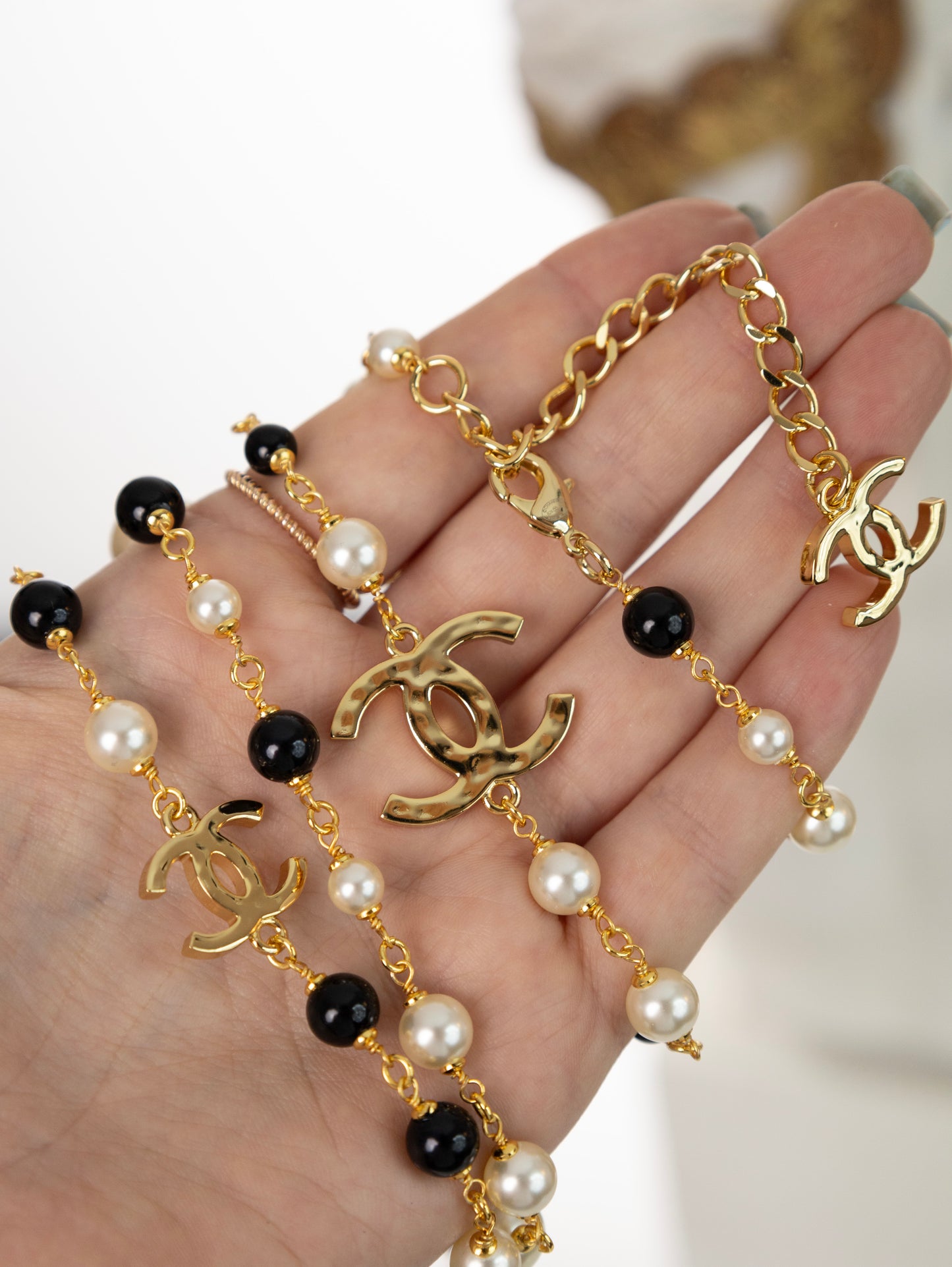 CHANEL lange Halskette Kette CC Perlen Strass Perlenkette