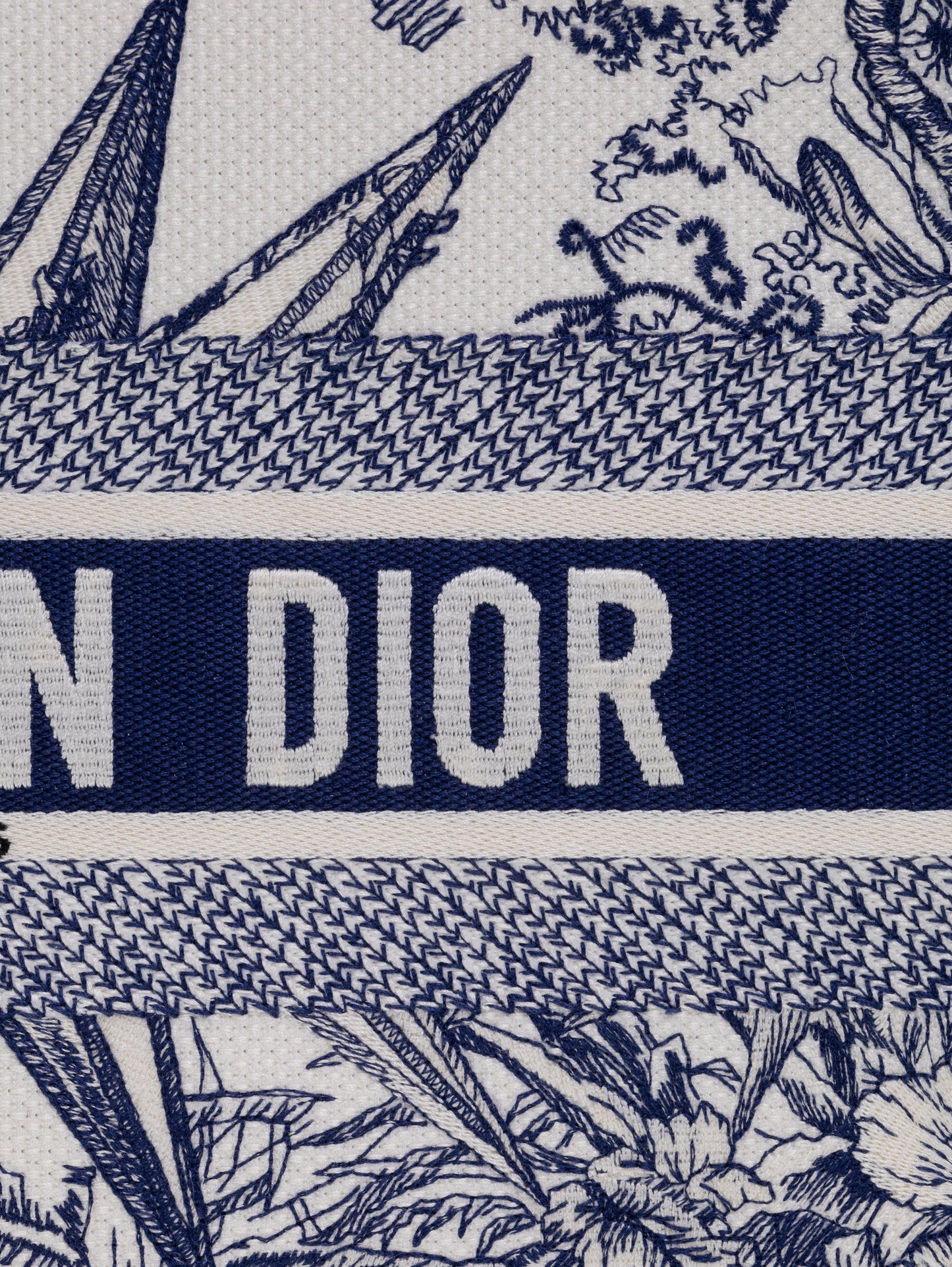DIOR BOOK TOTE BAG D-LACE EMBROIDERY - LIMITED EDITION Medium model