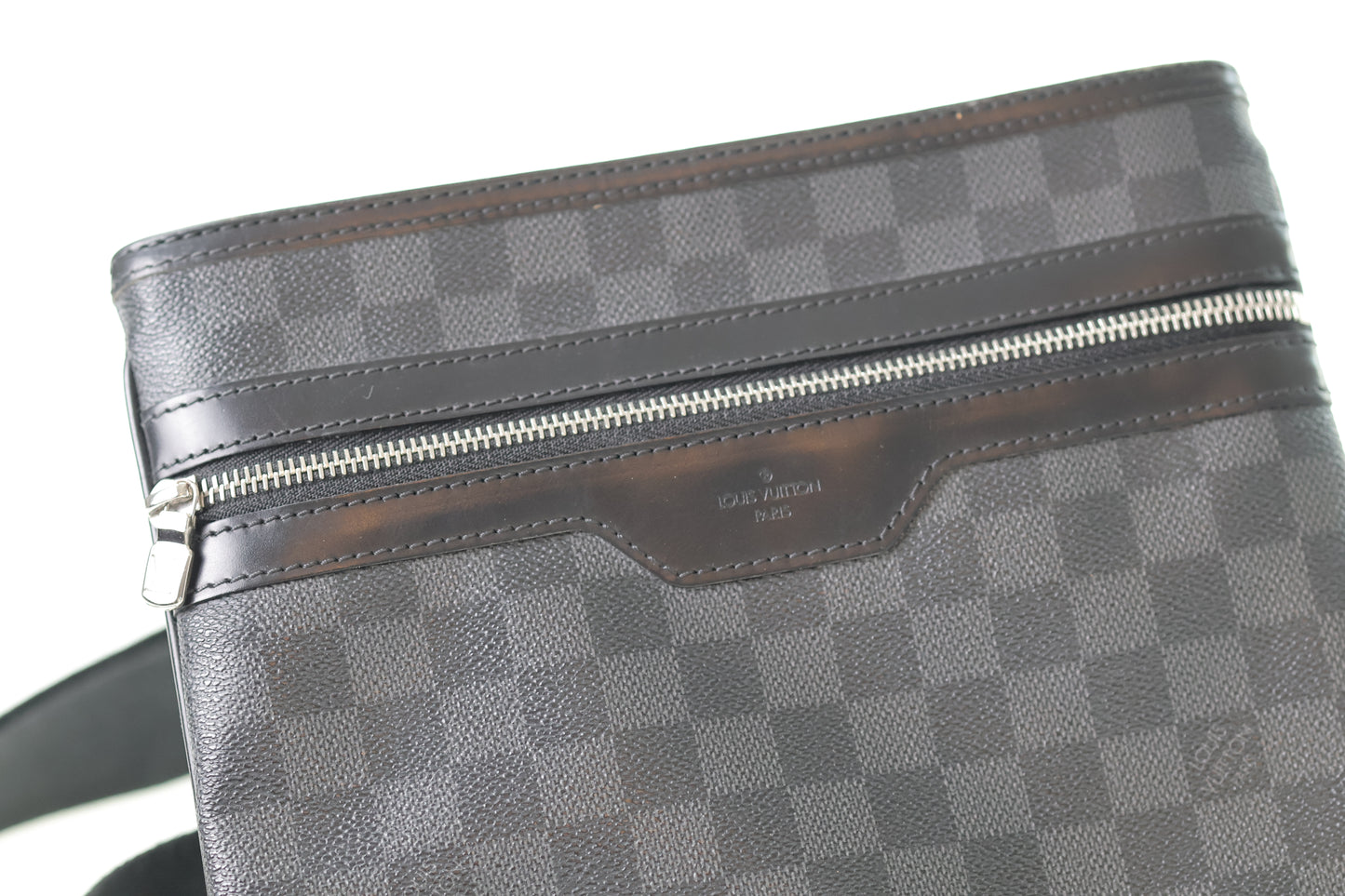 LOUIS VUITTON Thomas Graphite Damier Bag Cross-over-bag