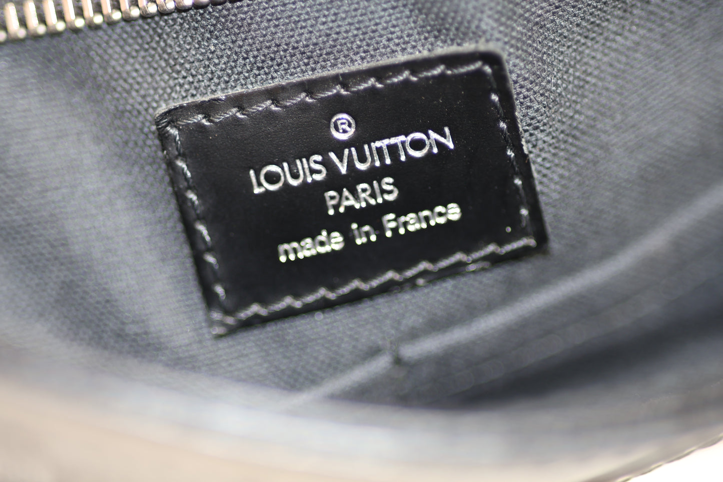 LOUIS VUITTON Thomas Graphite Damier Bag Cross-over-bag