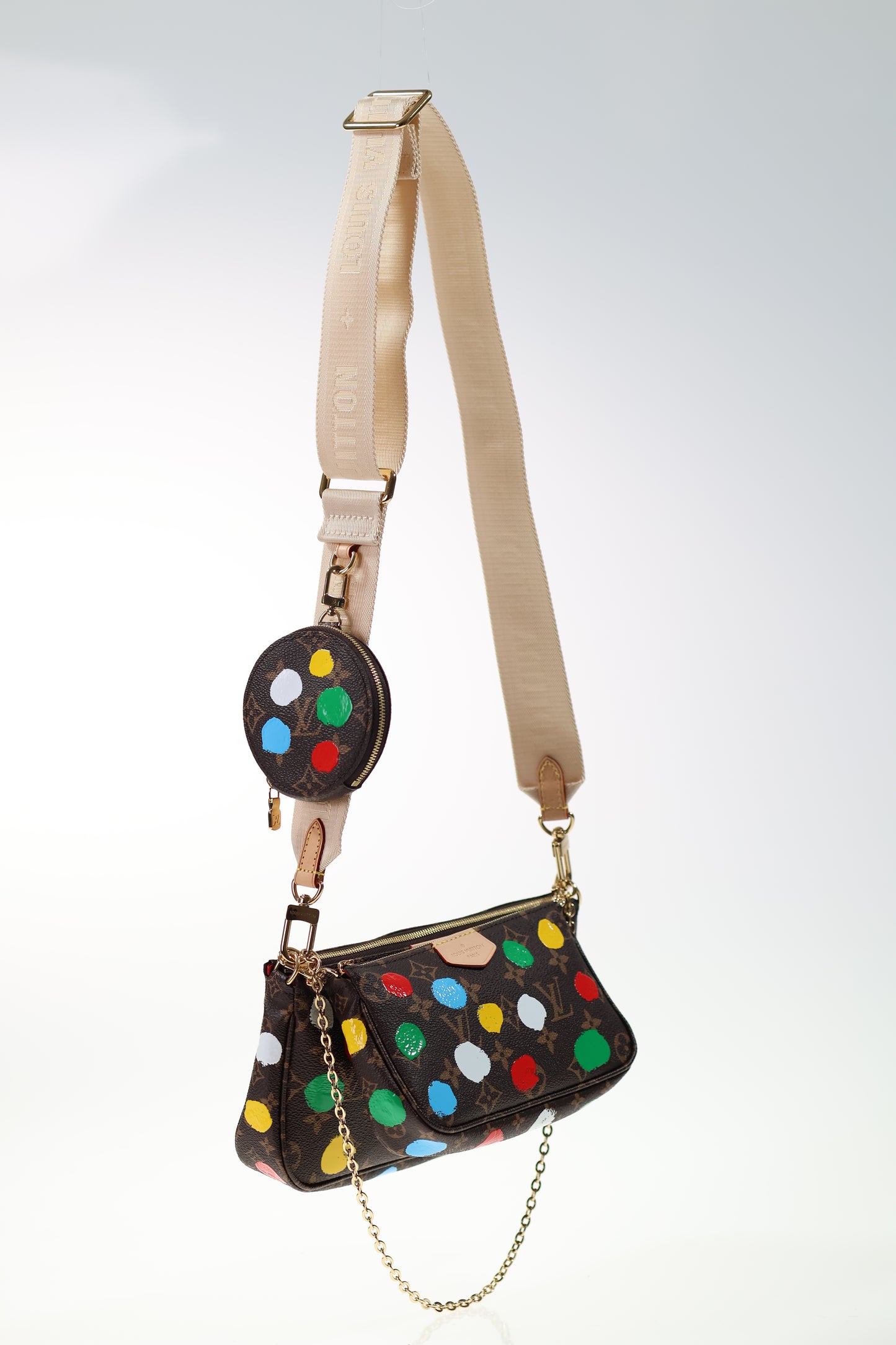 LOUIS VUITTON x Yayoi Kusama MULTI POCHETTE M46385 limited Edition