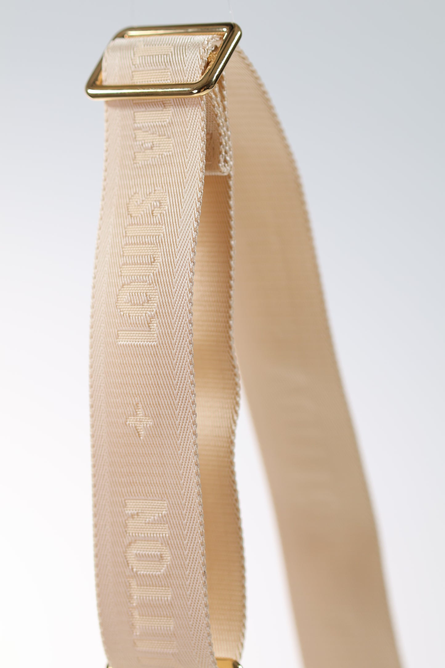 LOUIS VUITTON x Yayoi Kusama MULTI POCHETTE M46385 limited Edition