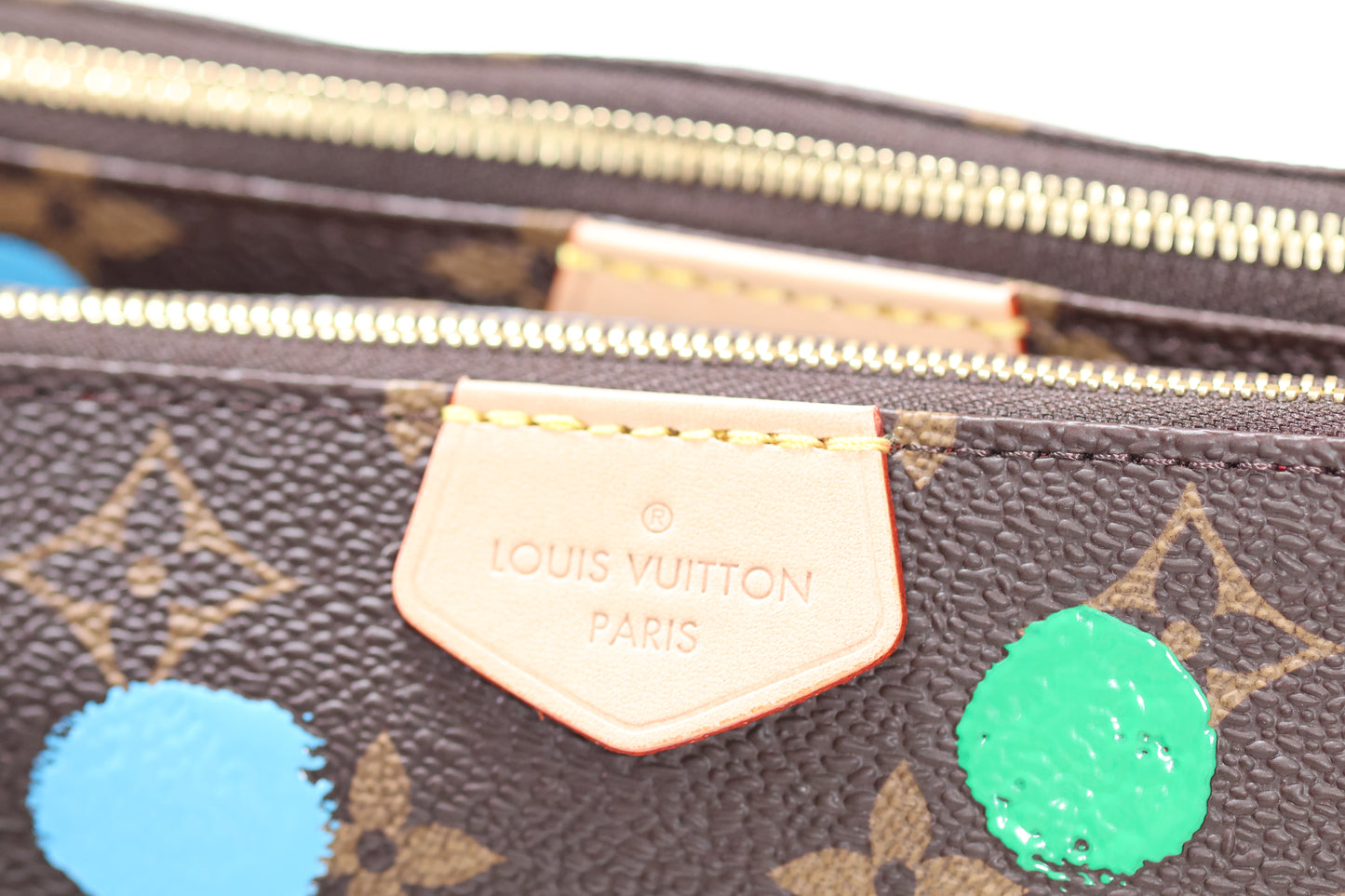 LOUIS VUITTON x Yayoi Kusama MULTI POCHETTE M46385 limited Edition