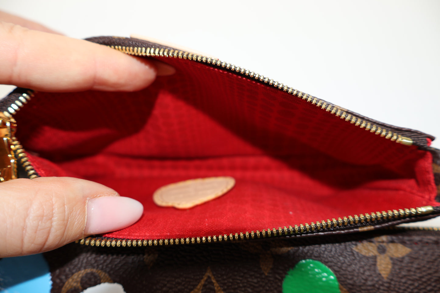 LOUIS VUITTON x Yayoi Kusama MULTI POCHETTE M46385 limited Edition