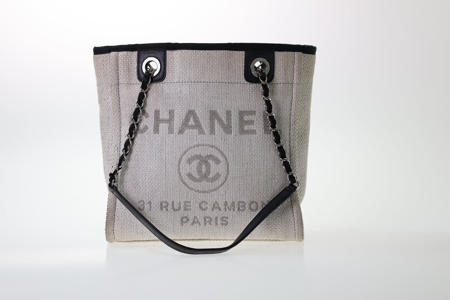 CHANEL DEAUVILLE A66939 Shoppingbag Small Tote Bag Grau