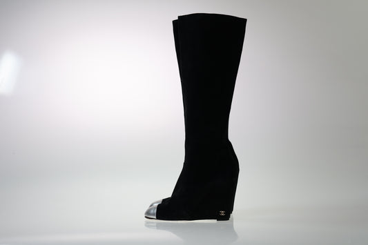 CHANEL Gr.41 Black & Silver Veloursleder Boots Stiefel CC
