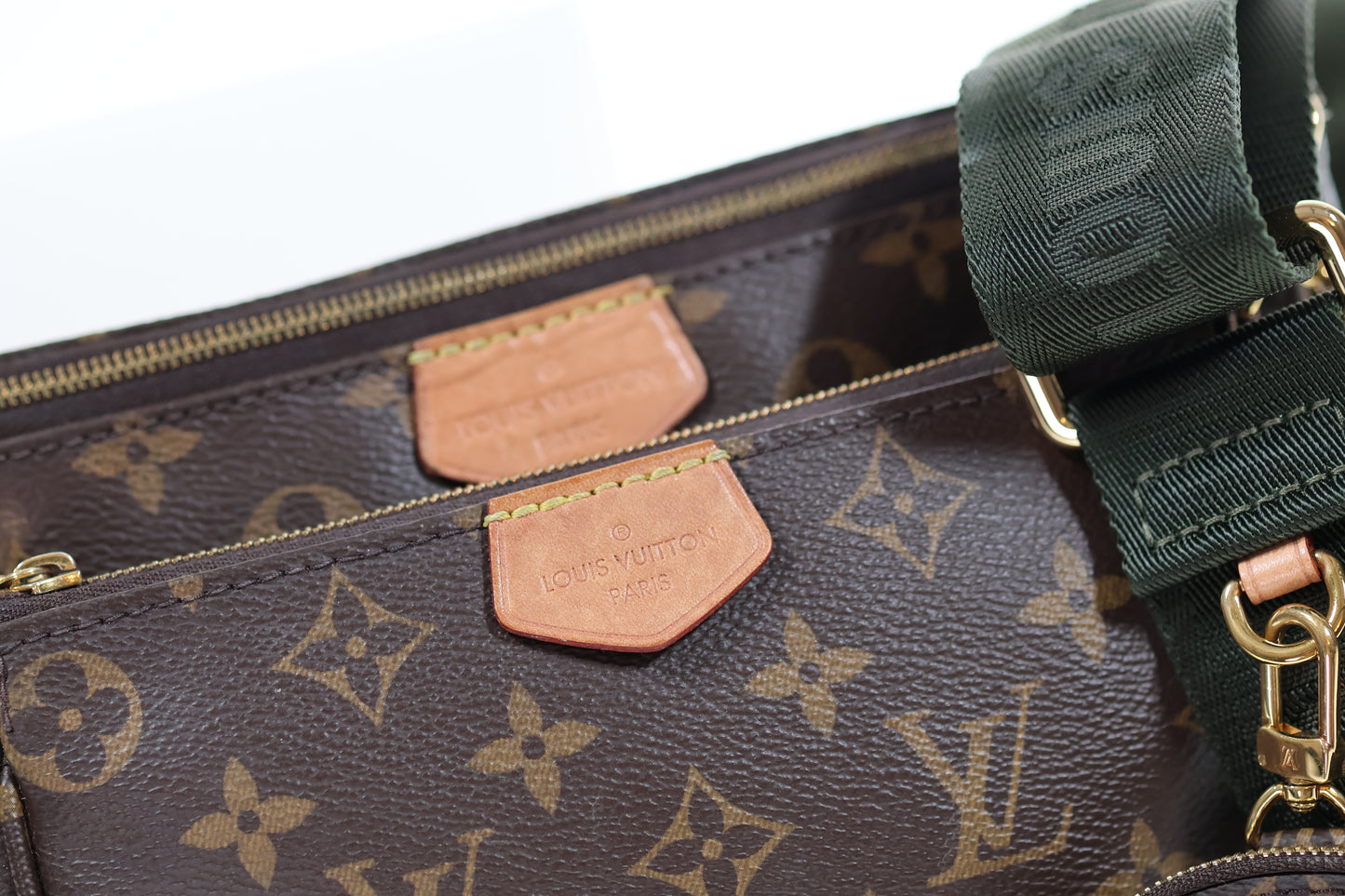 LOUIS VUITTON MULTI POCHETTE ACCESSOIRES M44813 KHAKI