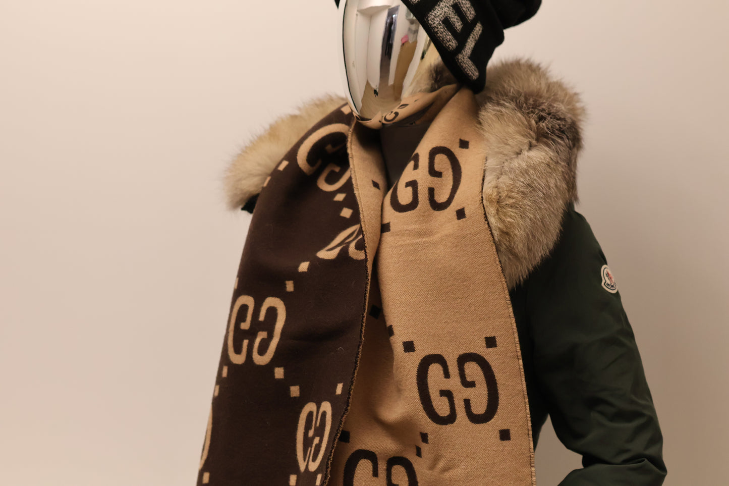 Gucci Monogram Schal Wolle GG Braun