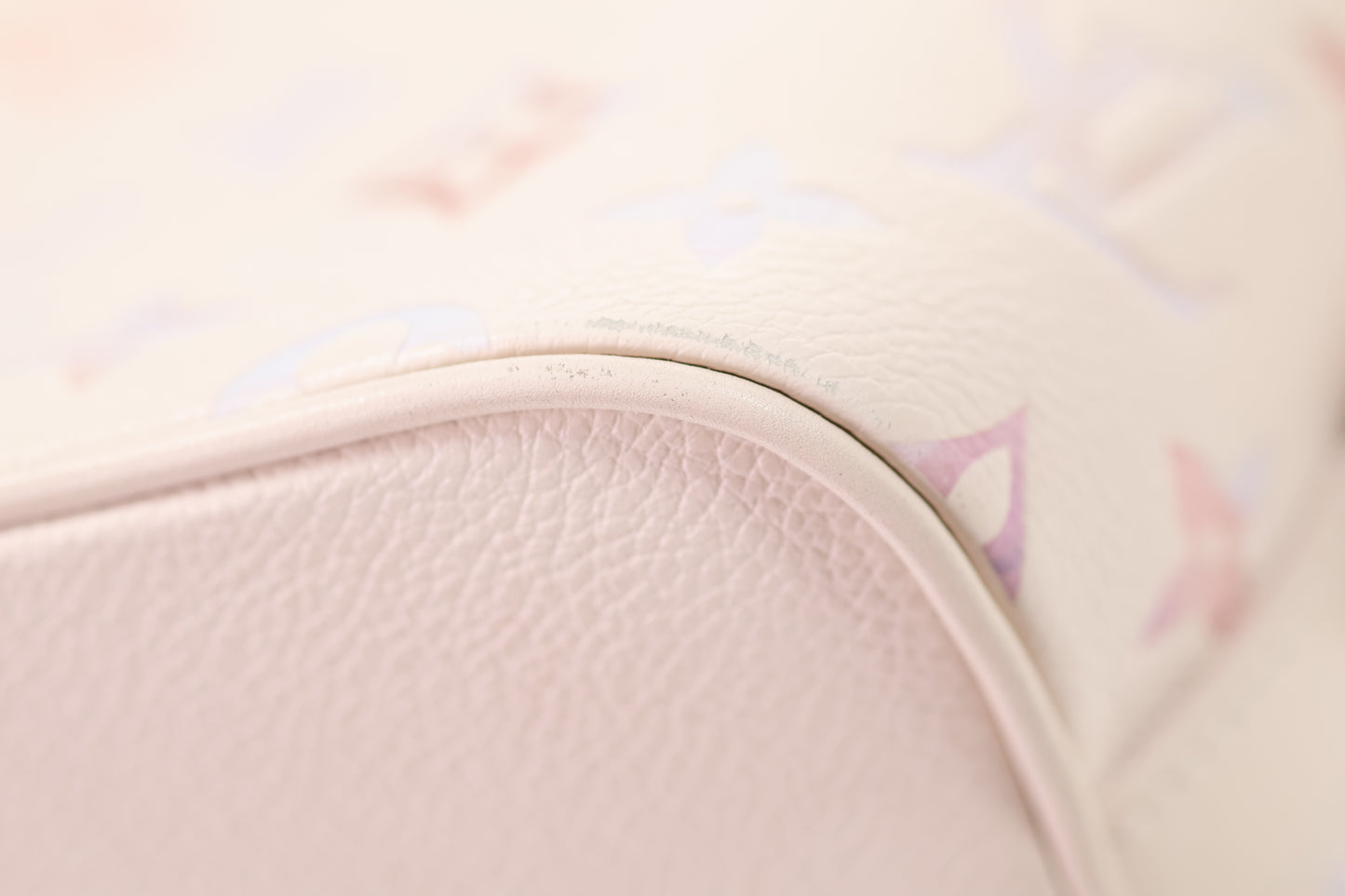 LOUIS VUITTON All In BB Monogram Empreinte Leder Dream Cream M25673