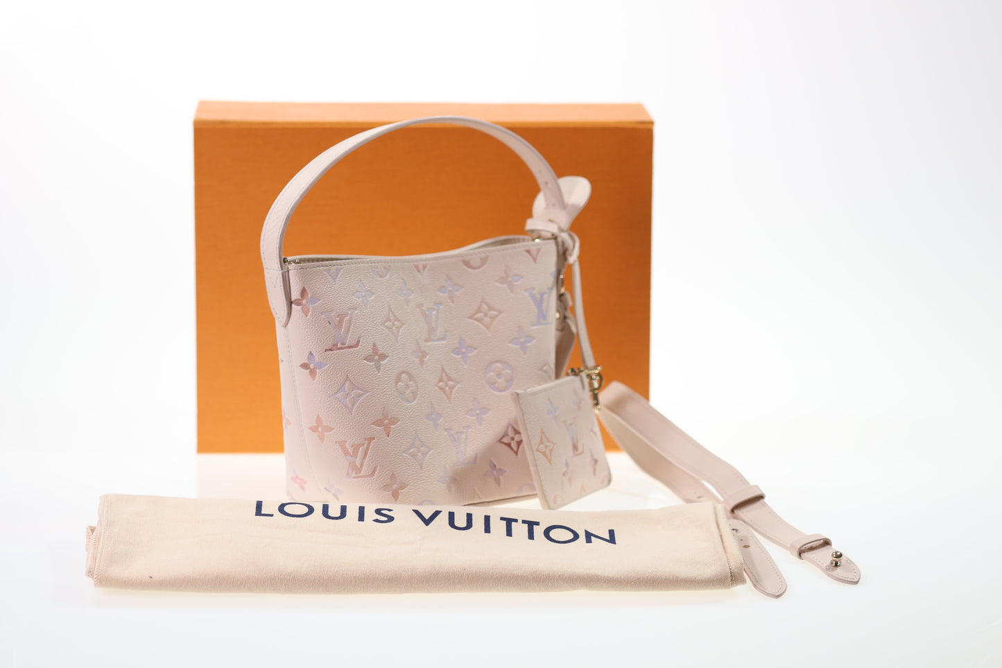 LOUIS VUITTON All In BB Monogram Empreinte Leder Dream Cream M25673