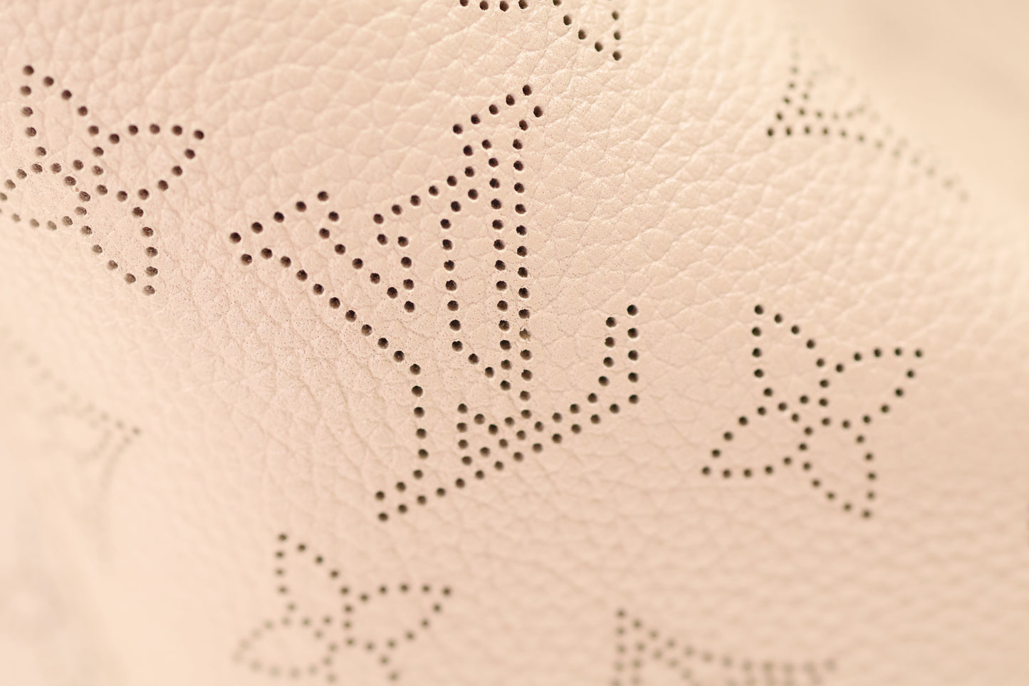 LOUIS VUITTON HINA MM Mahina Bag Shopper Neverfull