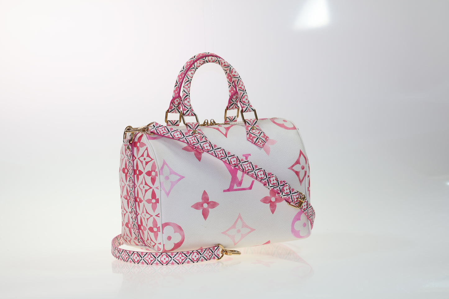 LOUIS VUITTON Speedy 25 Bandouliere Watercolor Pink