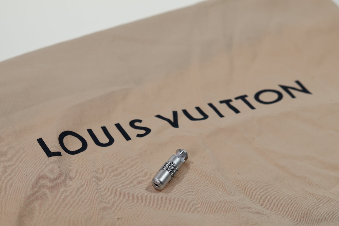 LOUIS VUITTON Koffer Horizon 55 Soft limited Marc Newson LV unbenutzt