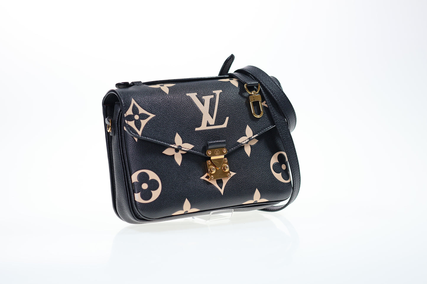 LOUIS VUITTON Pochette Metis Empreinte Bicolor FULLSET Schwarz