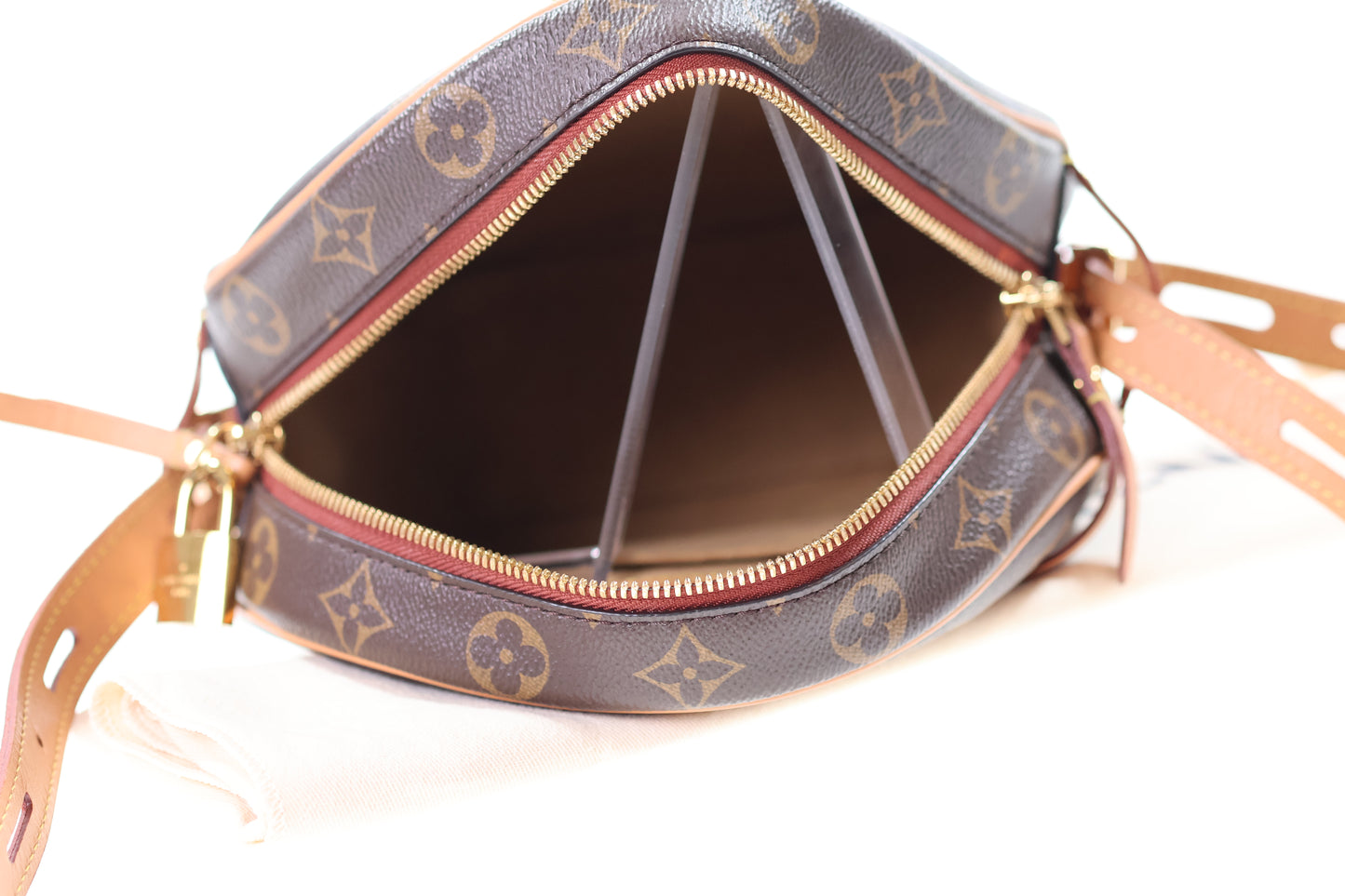 LOUIS VUITTON Boite Chapeau MM Souple Bag M45647