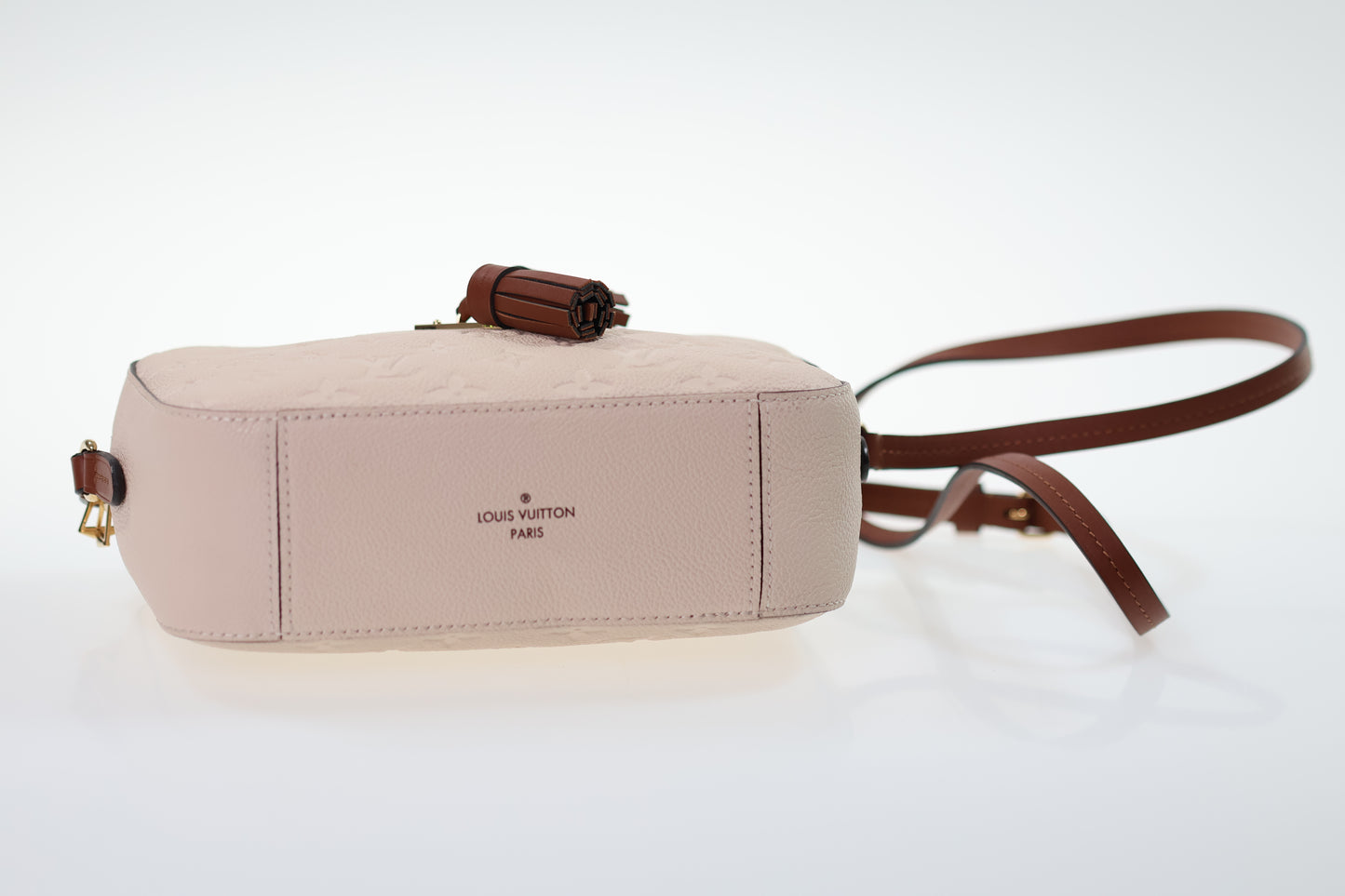 LOUIS VUITTON Saintonge Empreinte Creme Monogram neuwertig