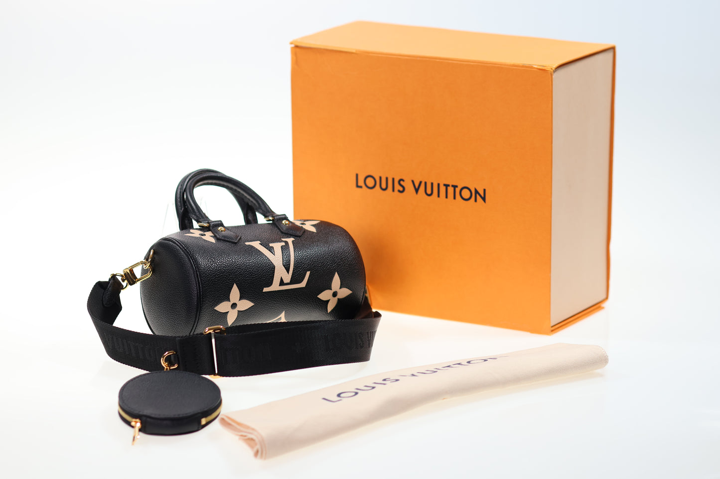LOUIS VUITTON Papillon BB Monogram Schwarz/Creme Bicolor neuw.