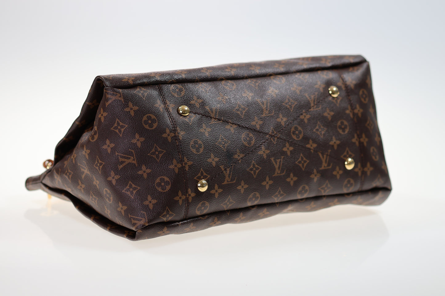LOUIS VUITTON Artsy MM Monogram