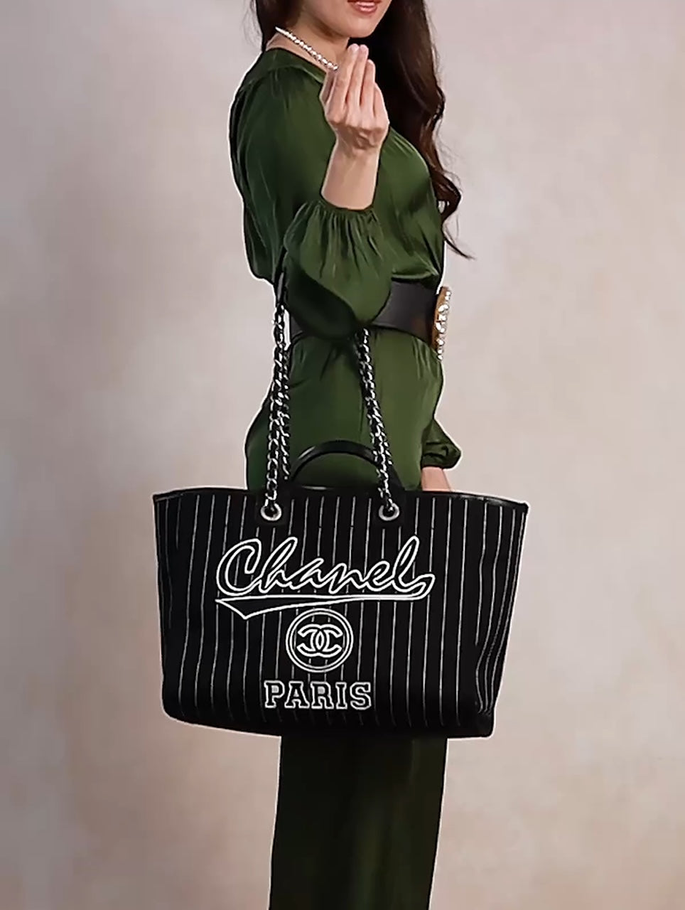 CHANEL DEAUVILLE SPECIAL EDITION A66941 B10404 Large Shopper Tote Bag