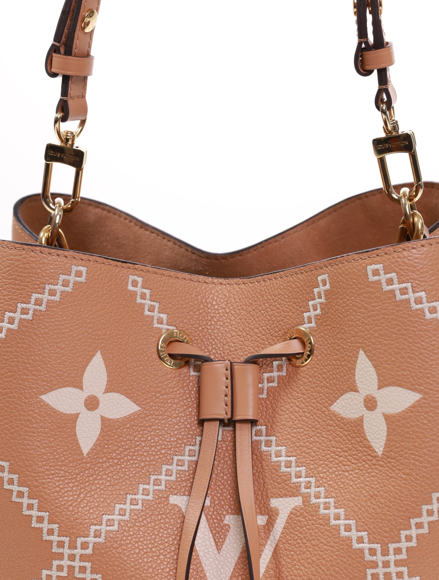 LOUIS VUITTON NEONOE MM Bicolor Arizona M46029 bestickt