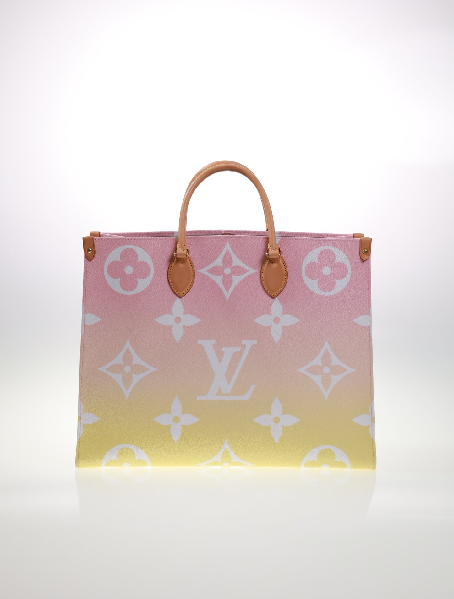 LOUIS VUITTON ONTHEGO GM ROSE BY THE POOL