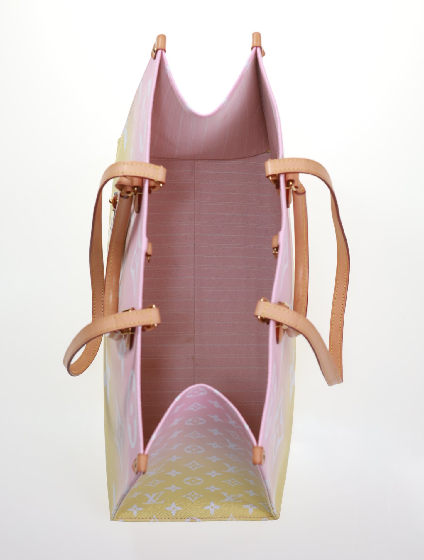 LOUIS VUITTON ONTHEGO GM ROSE BY THE POOL