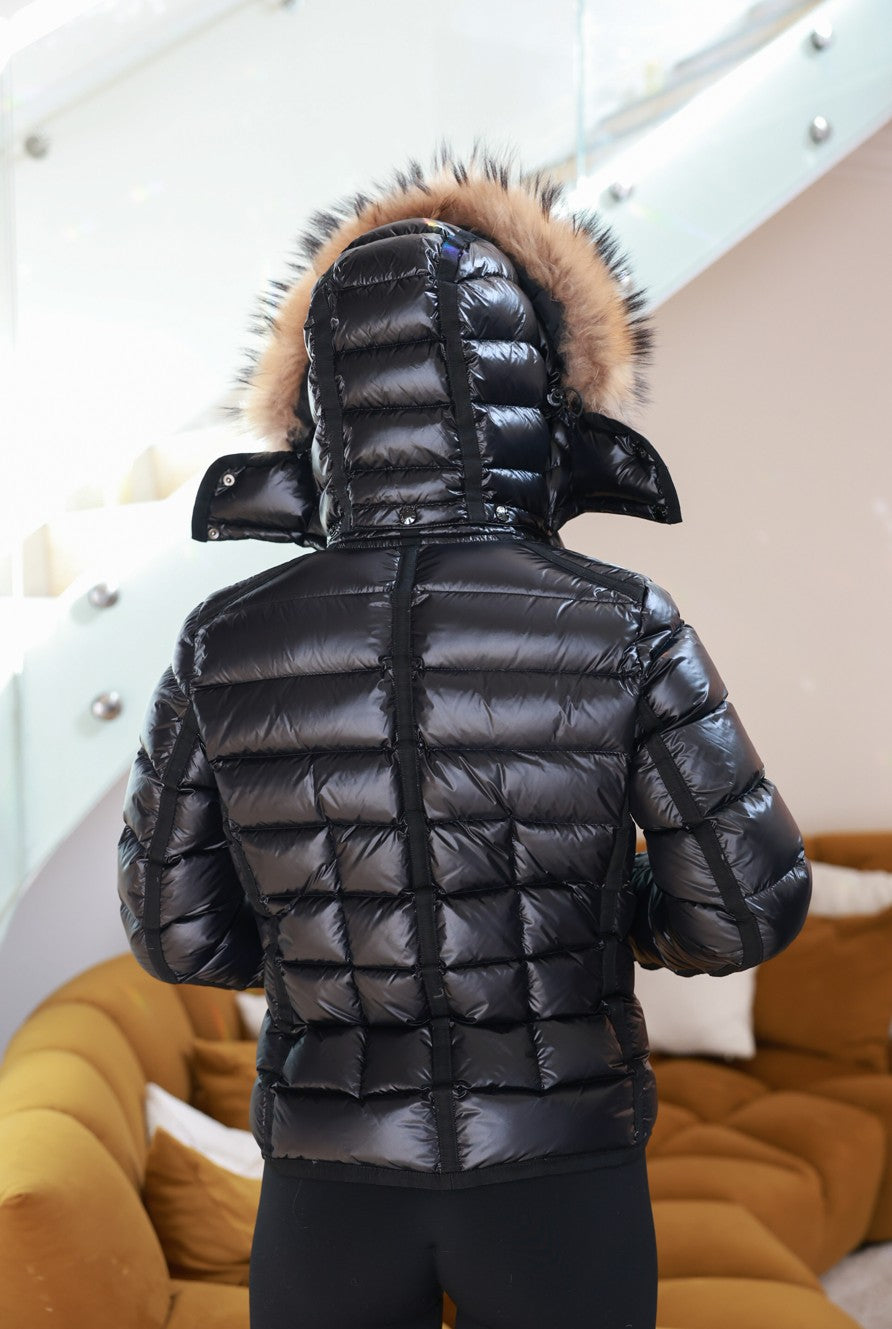 Moncler Armoise Daunenjacke Größe 2 XXL Pelz - Gr. 36/38 bzw. S/M