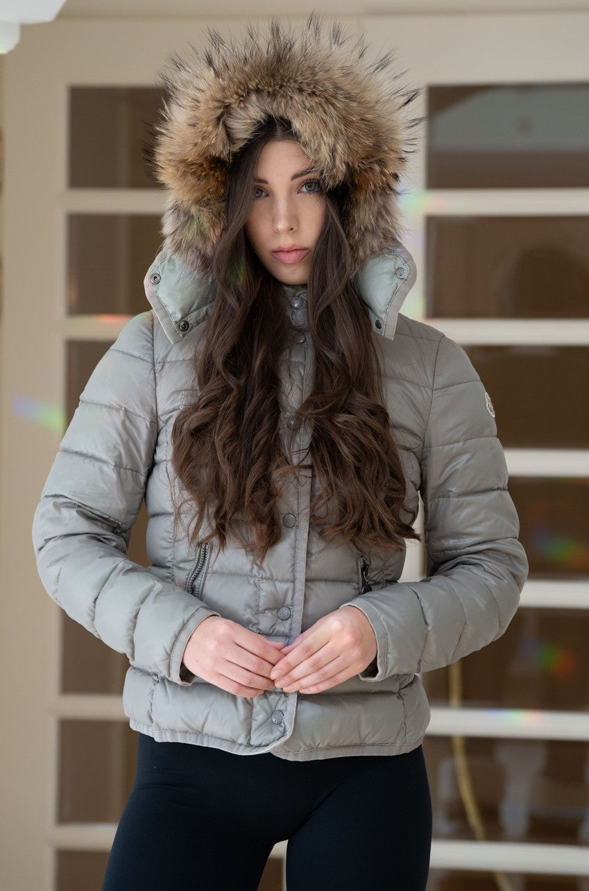 Moncler Armoise Daunenjacke Größe 2 XXL Pelz - Gr. 36/38 bzw. S/M